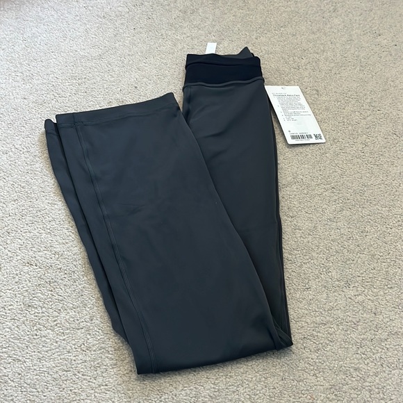 Lululemon Pant - Picture 1 of 12